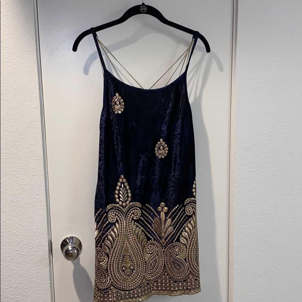 Gorgeous dark blue and gold sequined dress size 2